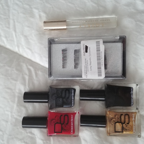 Sold! Lashes & more - Picture 4 of 7